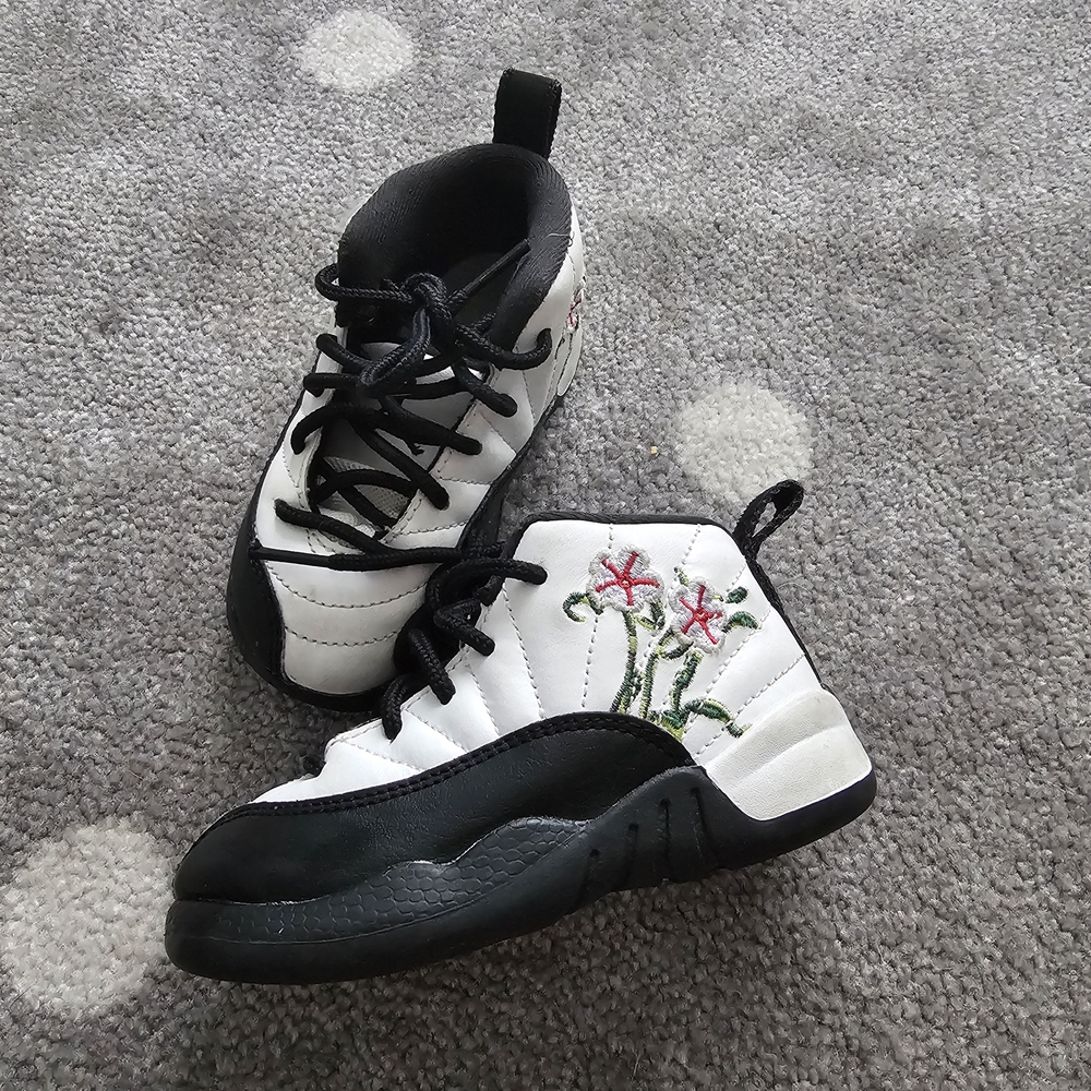 Jordan Kids Black and White Sneakers with Floral Embroidery